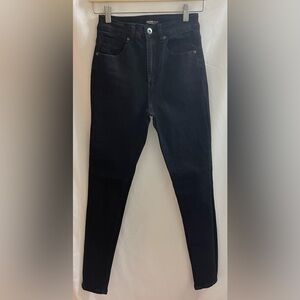 Red Fox Women’s Skinny Jeans Size 3.